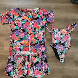 Men’s and women’s matching resort set
